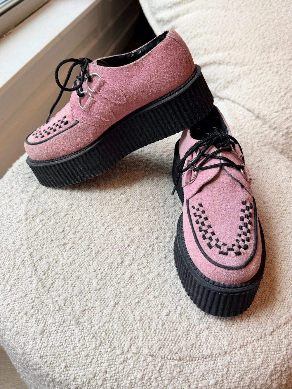 T.U.K. Suede Viva Mondo Creeper Platform Shoes in Misty Rose size 7